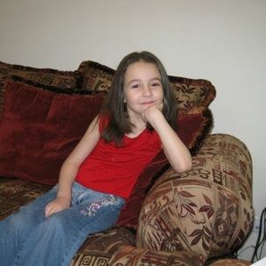 Meet your Posher, Najla